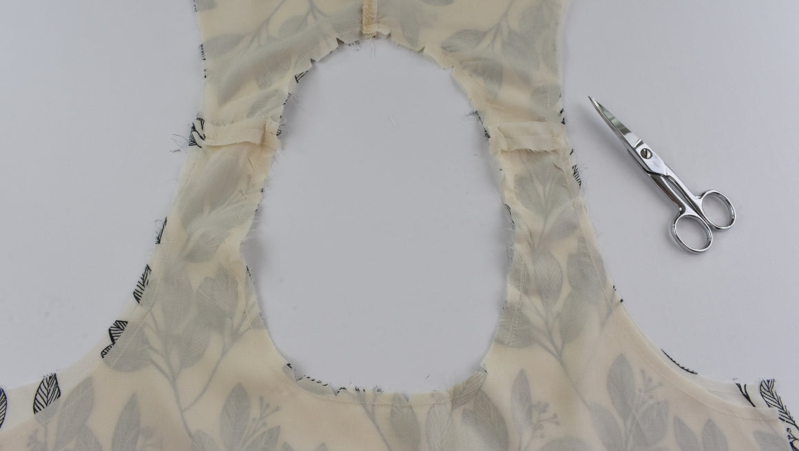 Victory View A Neckline 1160x655 Blog Feature